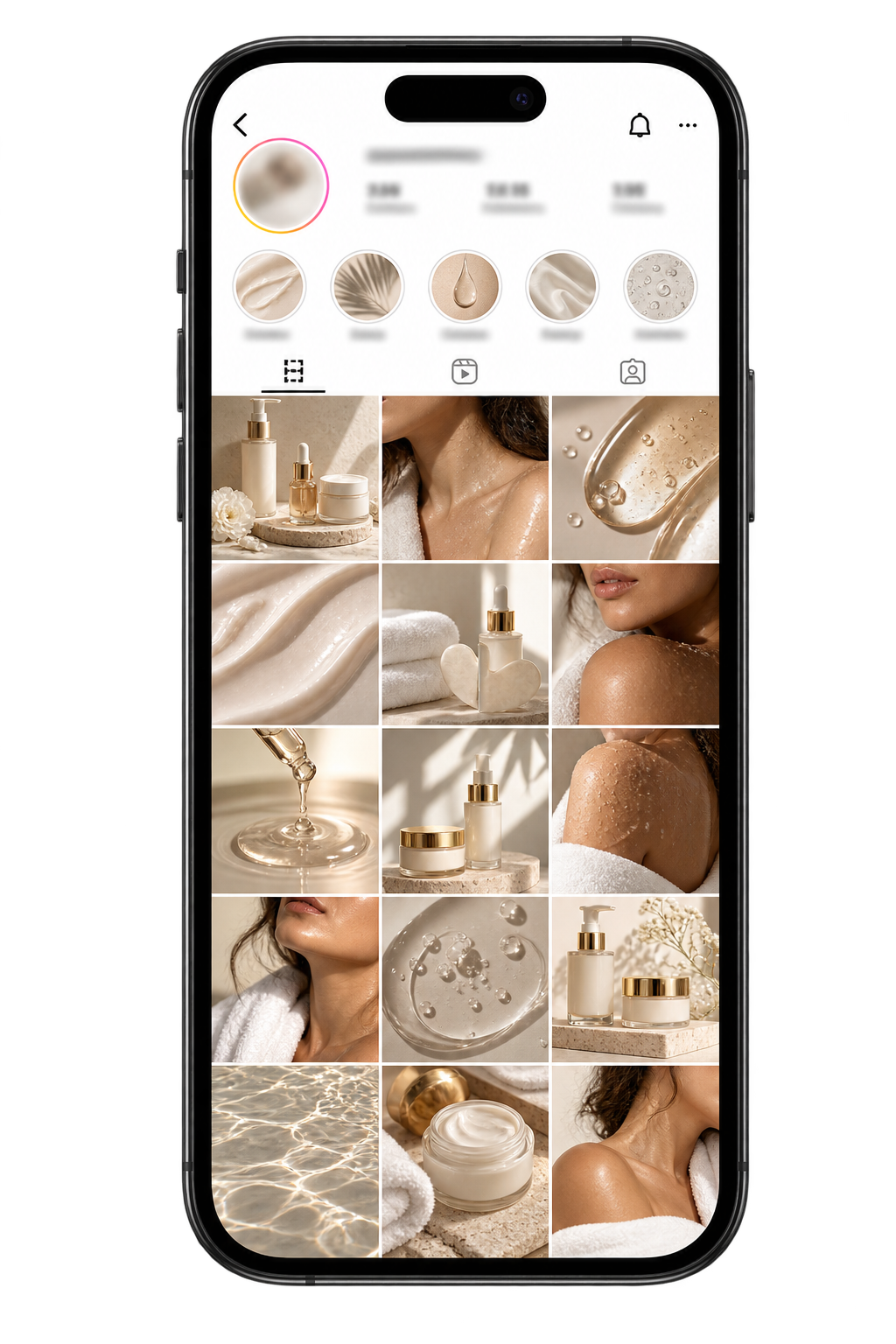 Celular exibindo um feed sofisticado para uma marca de cosméticos